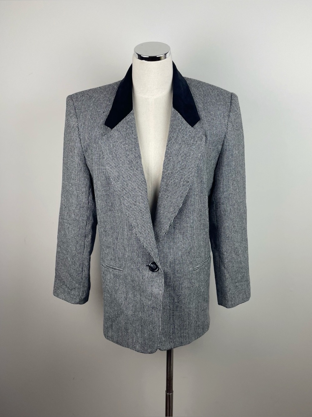 Alfred Dunner Black White Tweed Wool Blazer Jacket Women Size 10 Made In USA